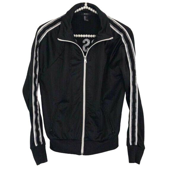 Forever 21 Jackets & Blazers - Forever 21 Track Jogging Jacket Front Zip Kiss Me Emblem Sz Small Black Vintage